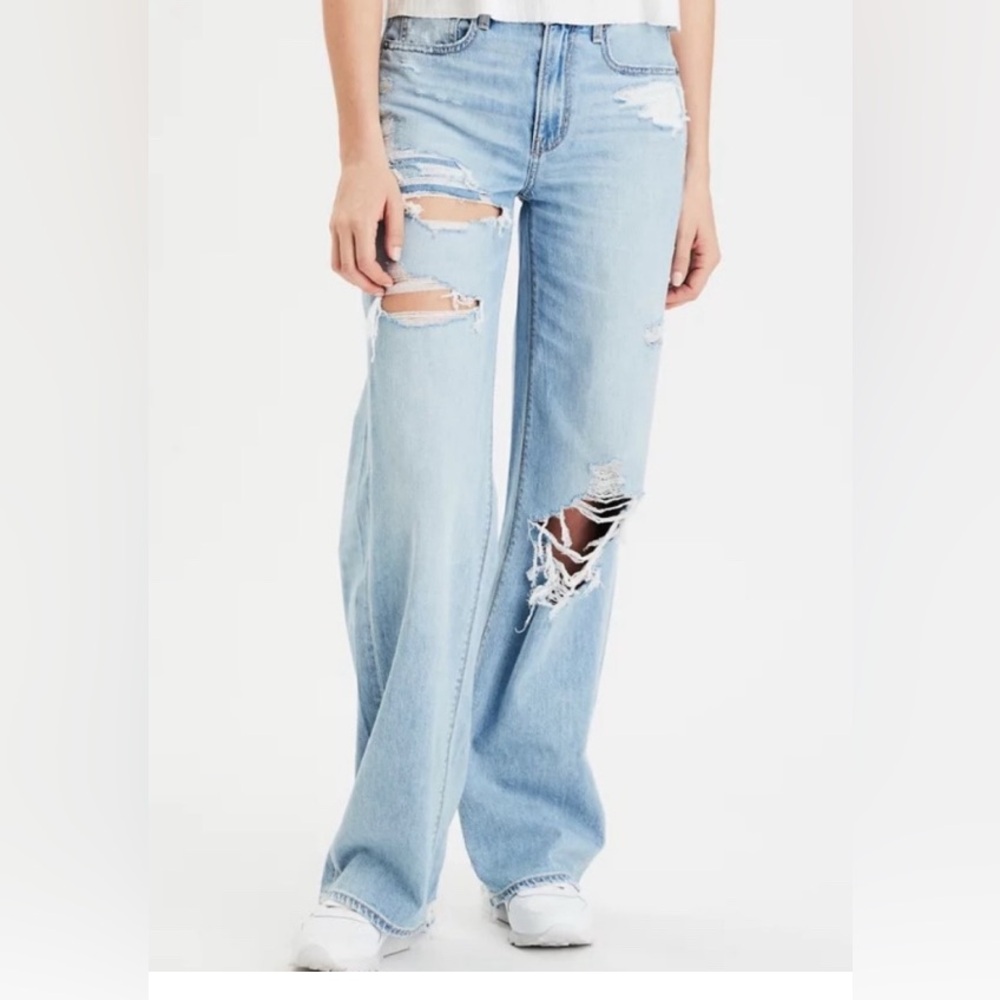 AMERICAN EAGLE SKATER JEANS DISTRESSED DESTROYED - SIZE 8 Short